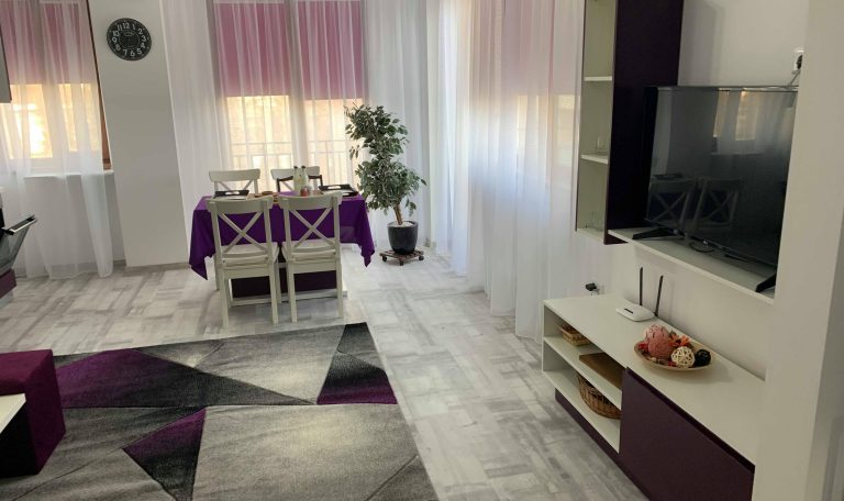 Apartament de lux ultracentral-Violet Apartment