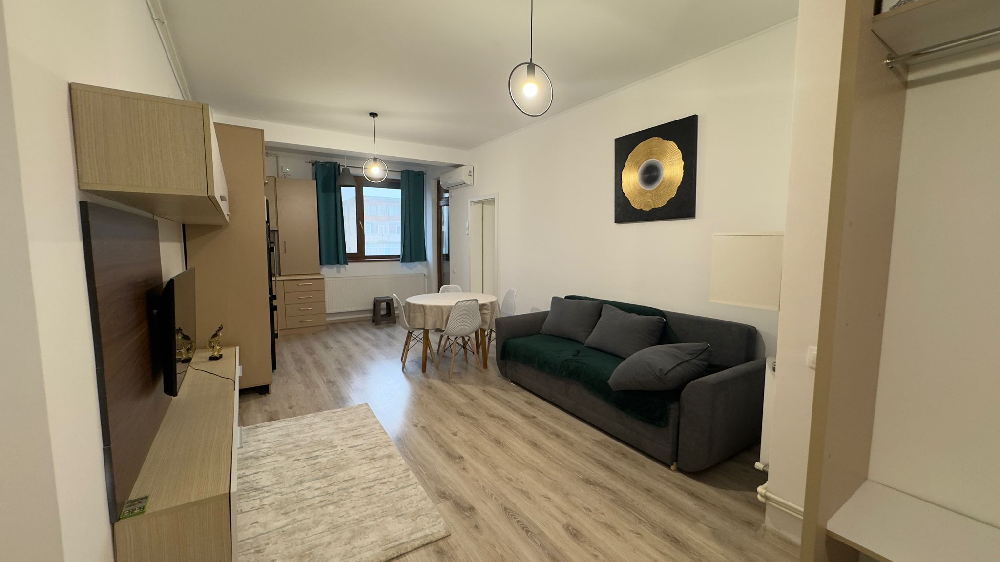 Apartament 2 camere de închiriat – Euromaterna | Bloc nou | Parcare inclusă